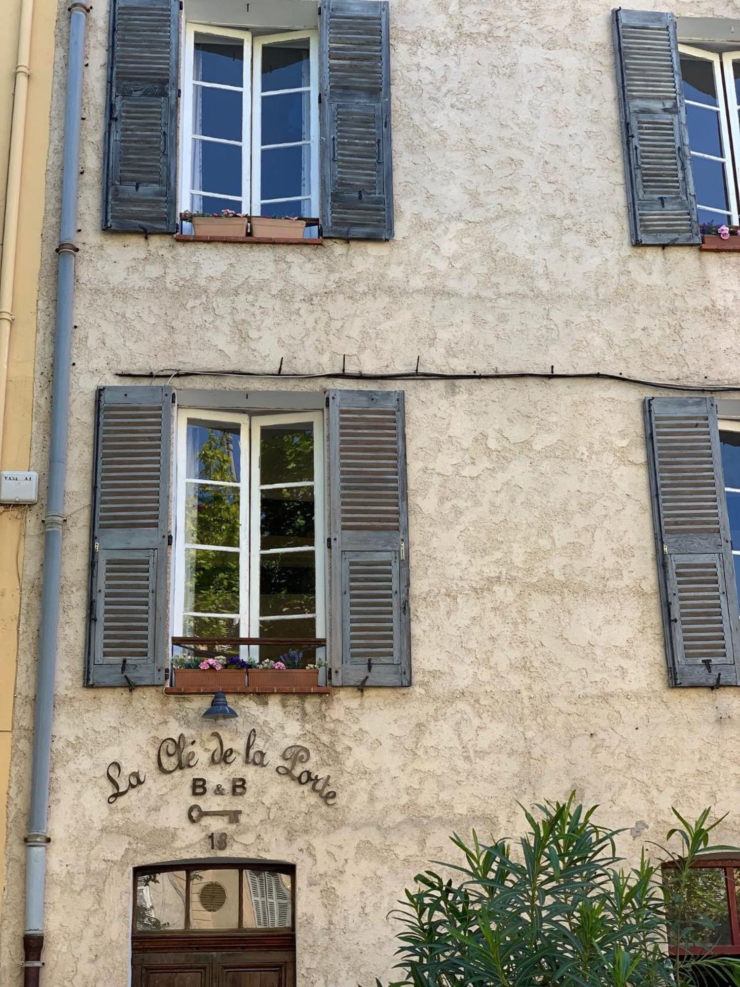 Bed & Breakfast La Cle De La Porte *