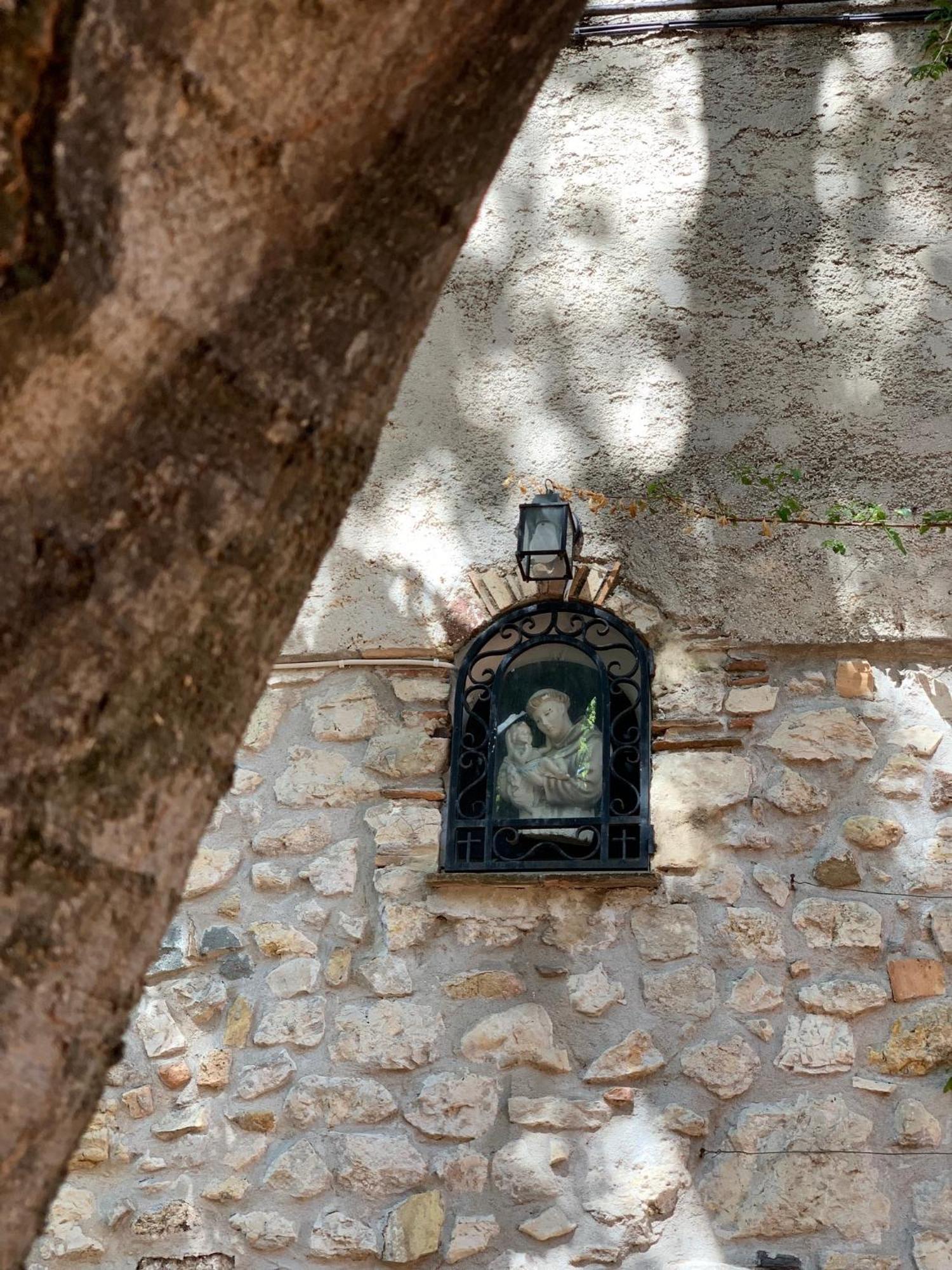 La Cle De La Porte Bed & Breakfast *